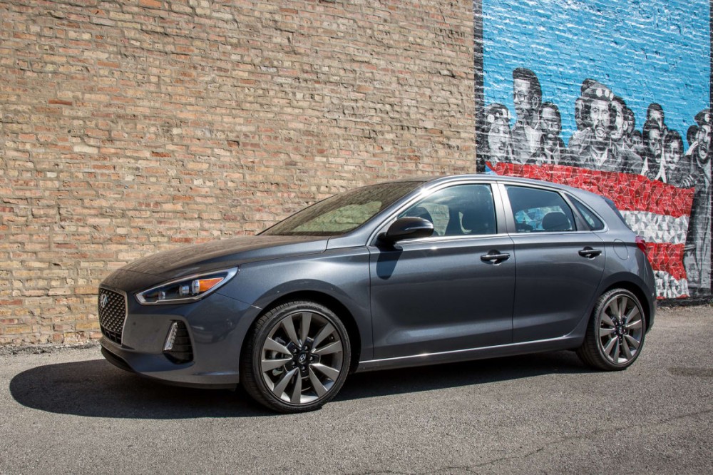 2018 Hyundai Elantra GT:  AutoAfterWorld