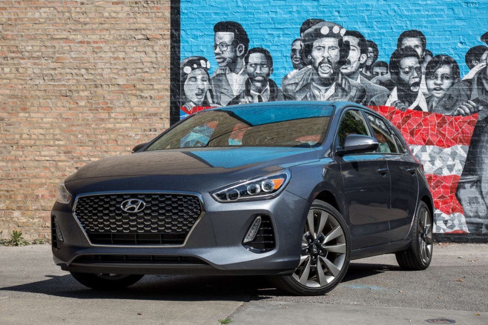 2018 Hyundai Elantra GT:  AutoAfterWorld