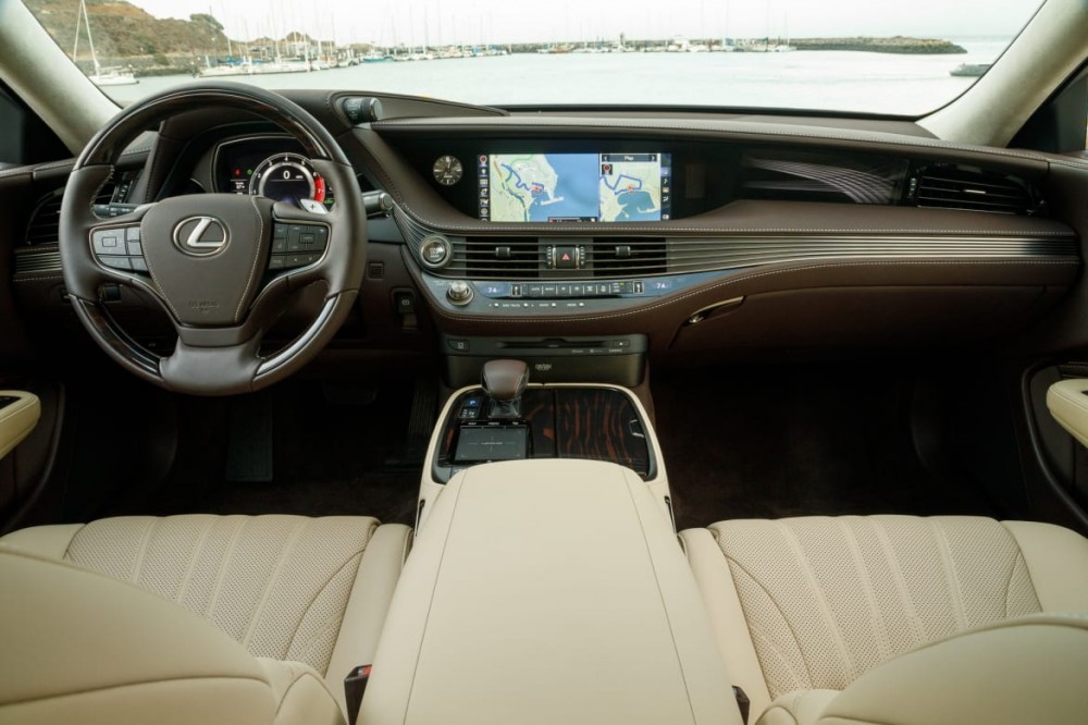 2018 Lexus LS 500 and 500h: AutoAfterWorld 26 2018 Lexus LS 500 and 500h: AutoAfterWorld