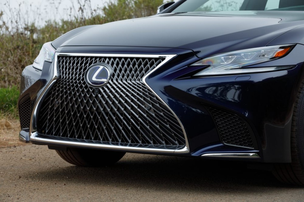 2018 Lexus LS 500 and 500h:  AutoAfterWorld