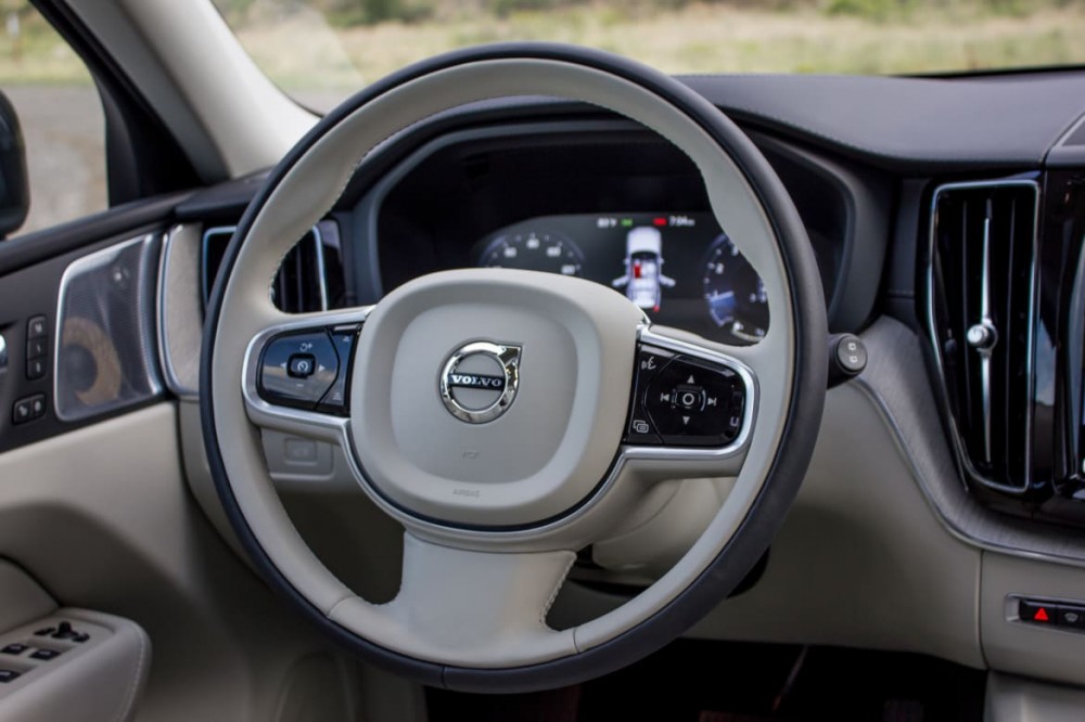 2018 Volvo XC60: AutoAfterWorld 3 2018 Volvo XC60: AutoAfterWorld