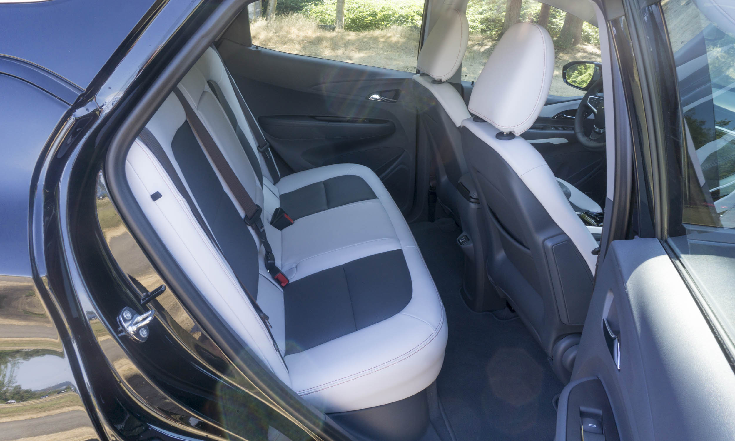 2017 Chevrolet Bolt EV: Review