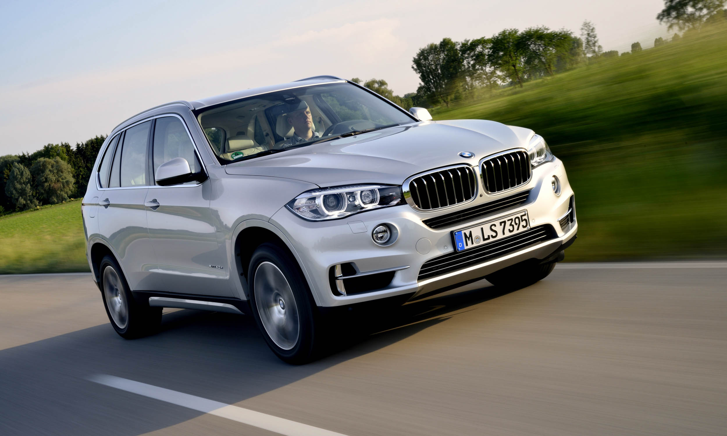 Most Fuel-Efficient 4WD SUVs