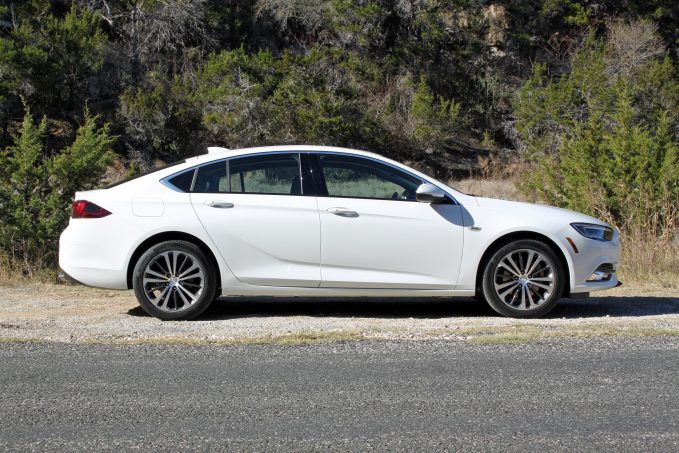 2018 Buick Regal Sportback Review