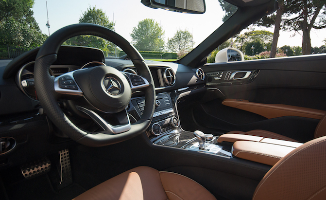 2017 Mercedes-Benz SL550 Review