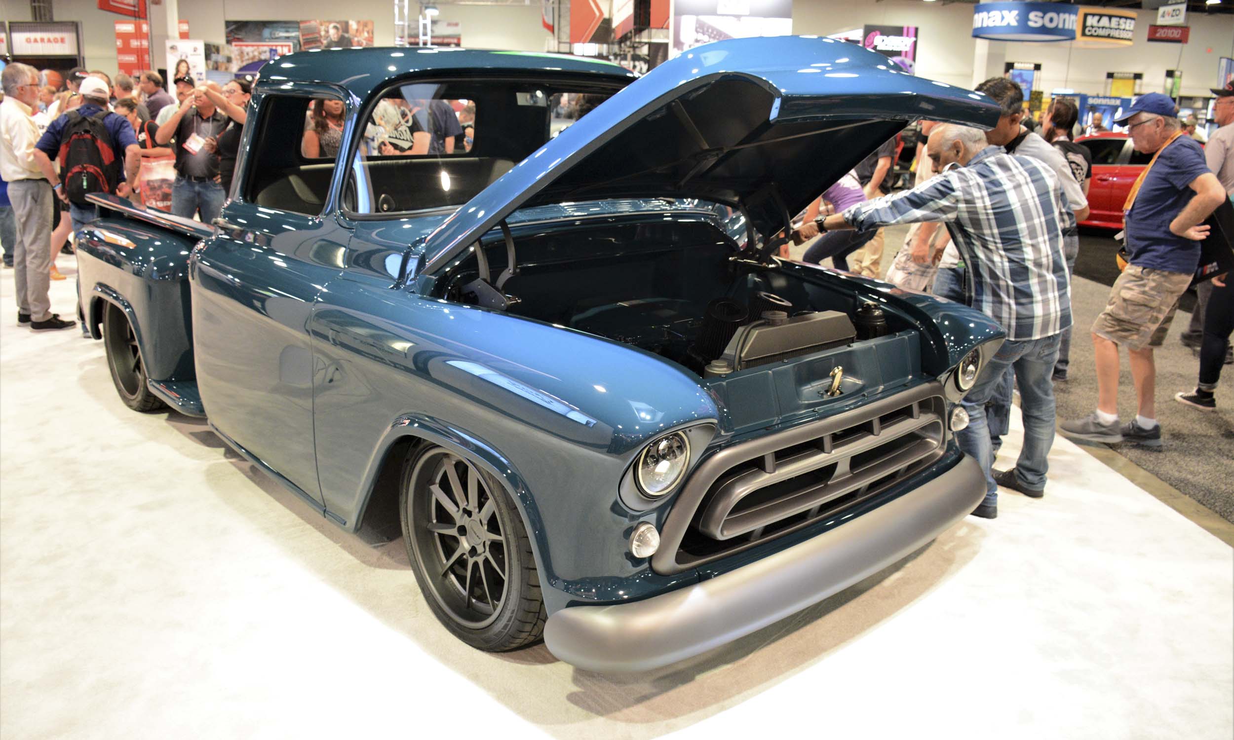 SEMA 2017: 12 Hot Trucks