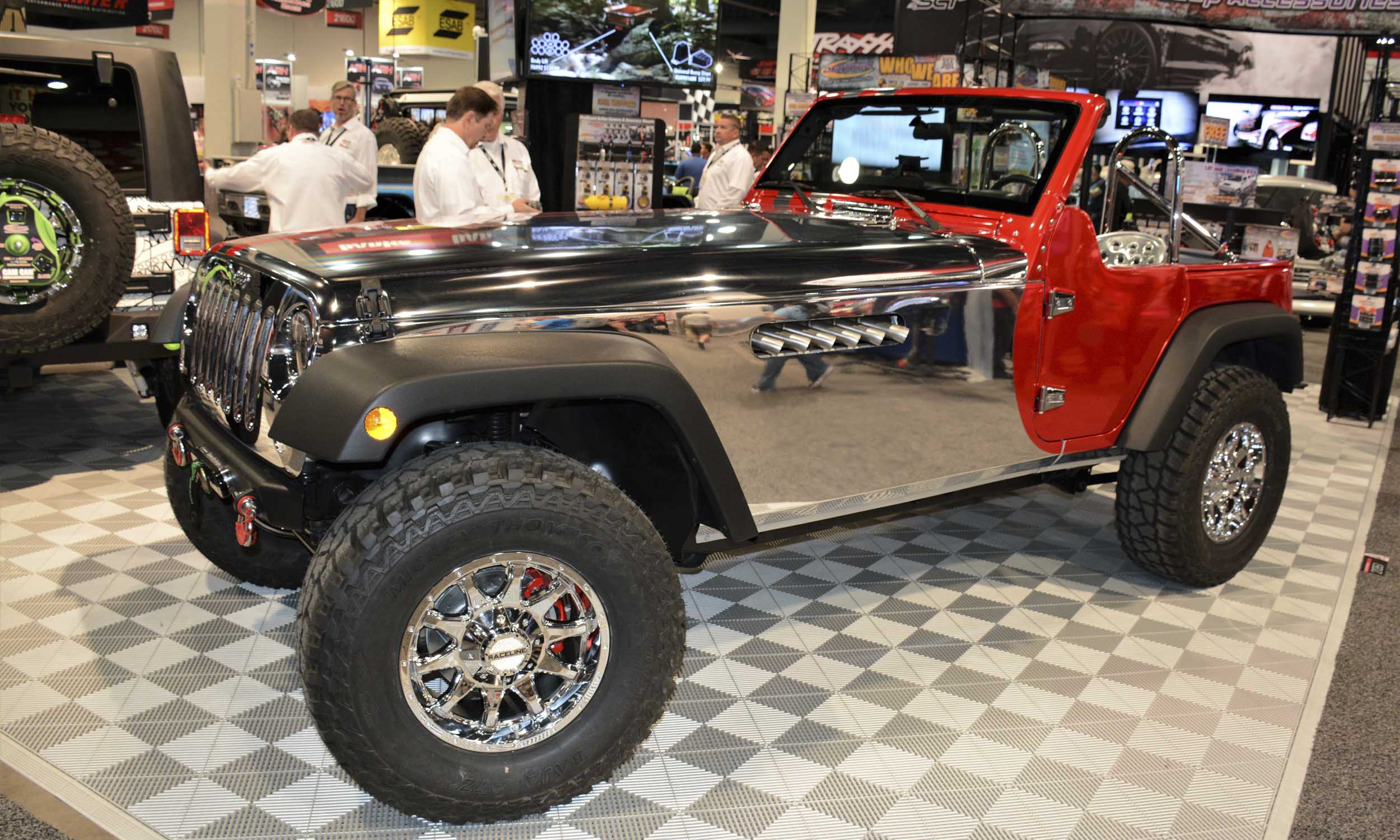 SEMA 2017: 12 Hot Trucks