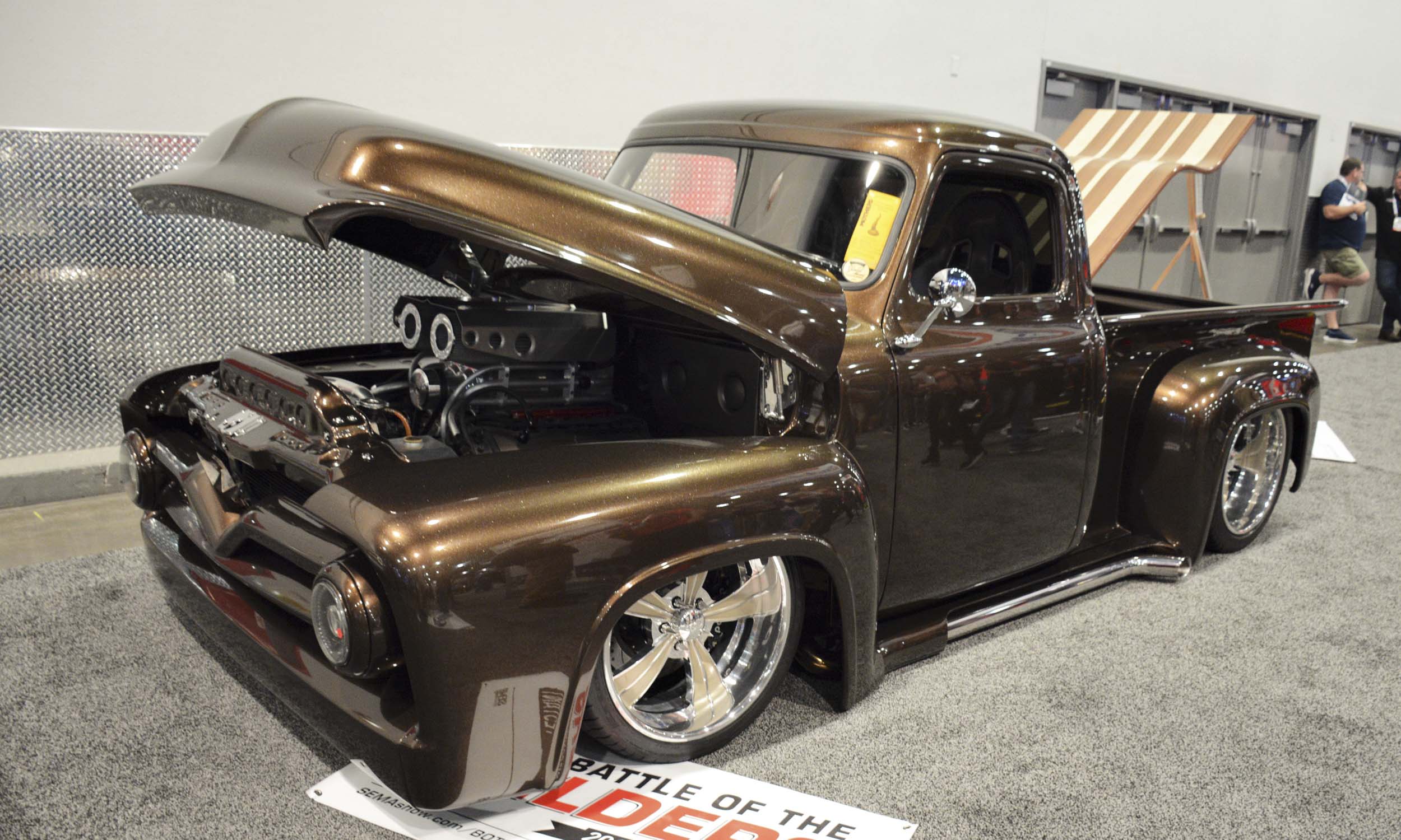 SEMA 2017: 12 Hot Trucks