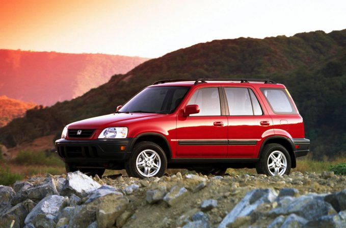 Top 10 Cars Owners Keep for 15 Years or More