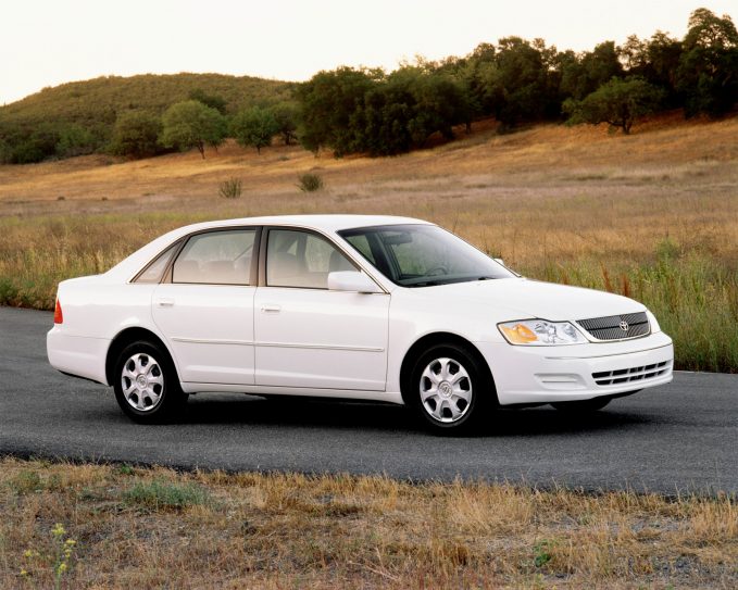 Top 10 Cars Owners Keep for 15 Years or More