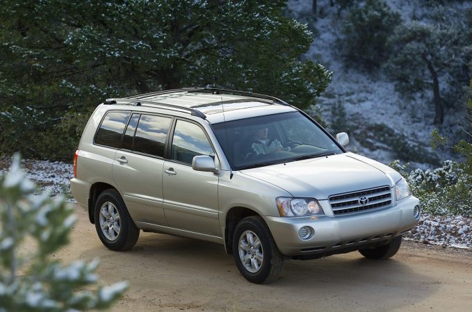 Top 10 Cars Owners Keep for 15 Years or More