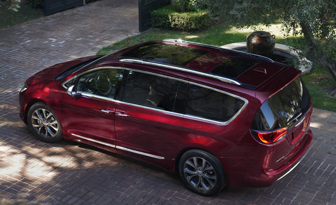 2018 Chrysler Pacifica Pros and Cons
