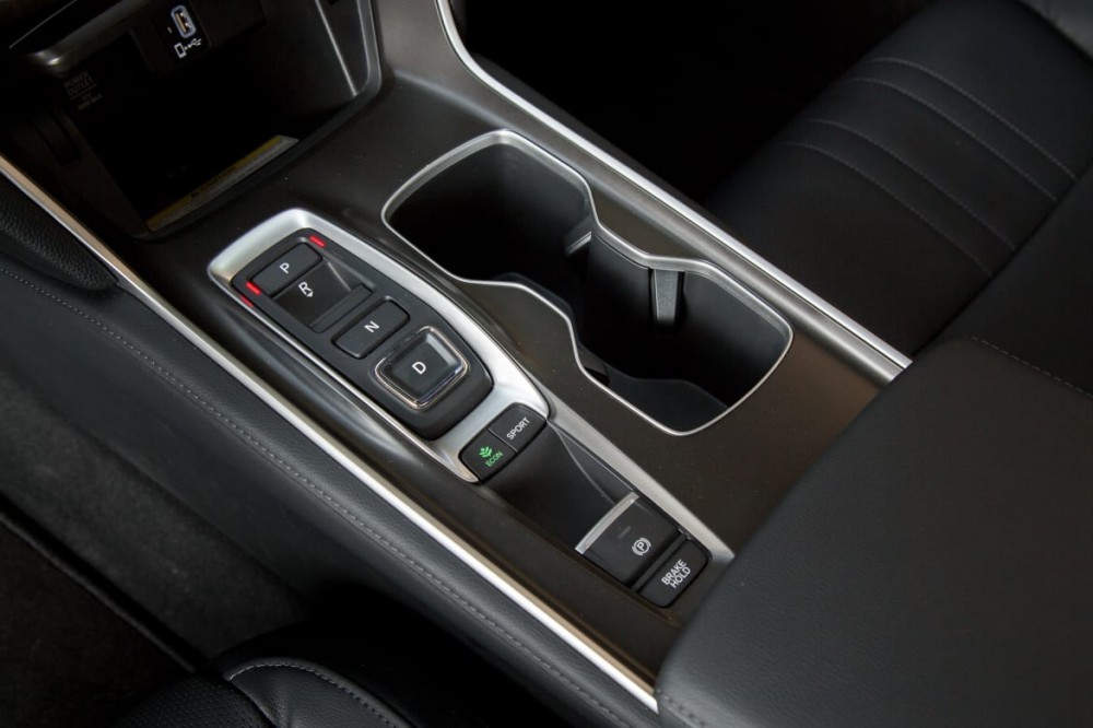 2018 Honda Accord Review: Attention Must Be Paid 2 2018 Honda Accord Review: Attention Must Be Paid