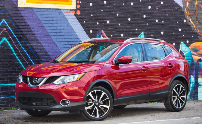 2018 Nissan Rogue Sport Gets a $235 Price Bump