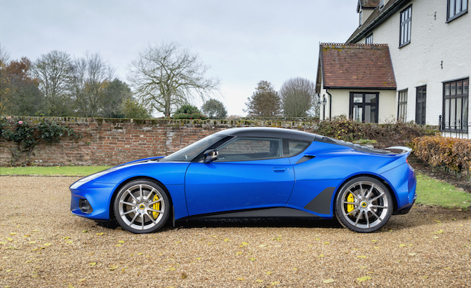 Lotus Evora GT410 Sport Arrives as New Mid Range Model