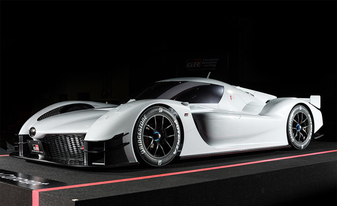 Toyota’s Latest Concept Car is Absolutely Stunning