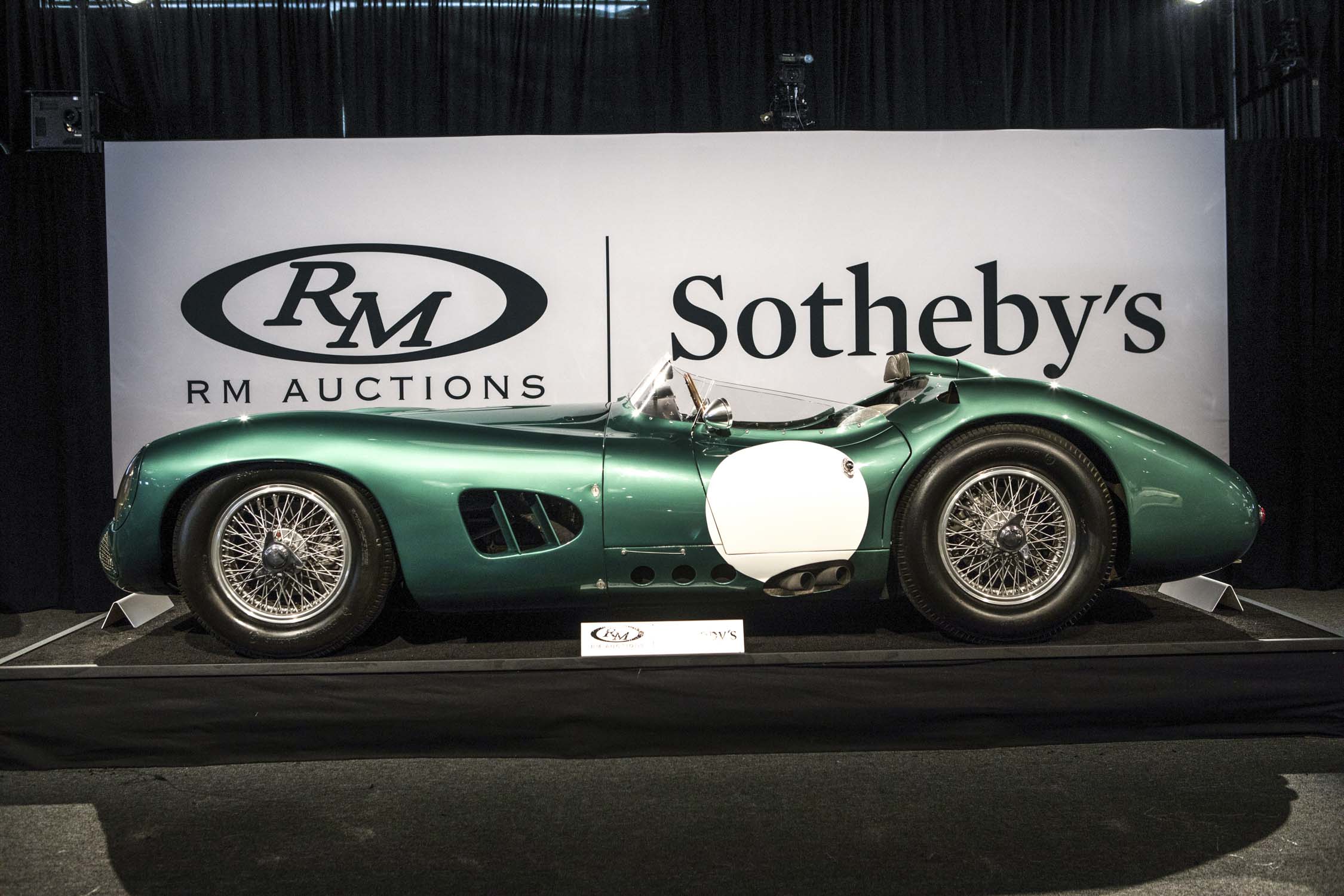 20 Collector Cars Sold for $180 Million in 2017