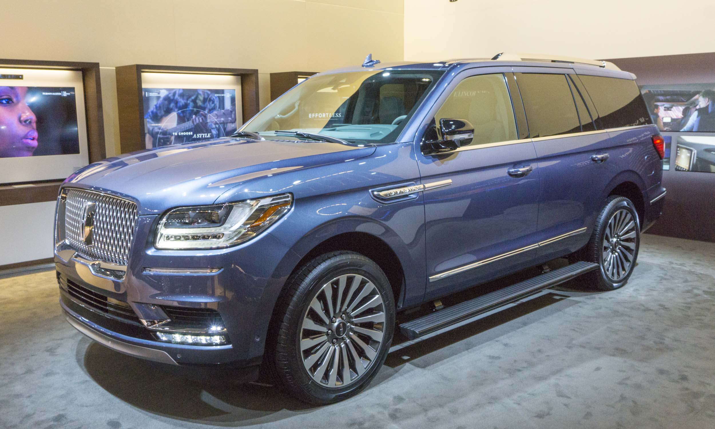 Lincoln Navigator Wins 2018 North American Truck of the Year