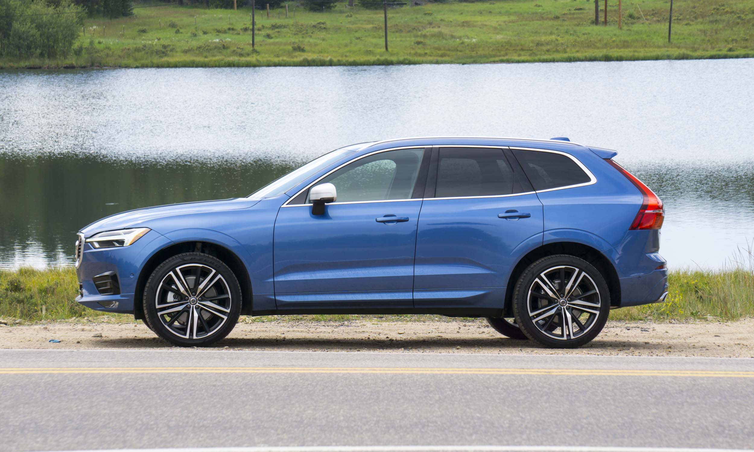 Volvo XC60 Wins 2018 North American Utility Vehicle of the Year