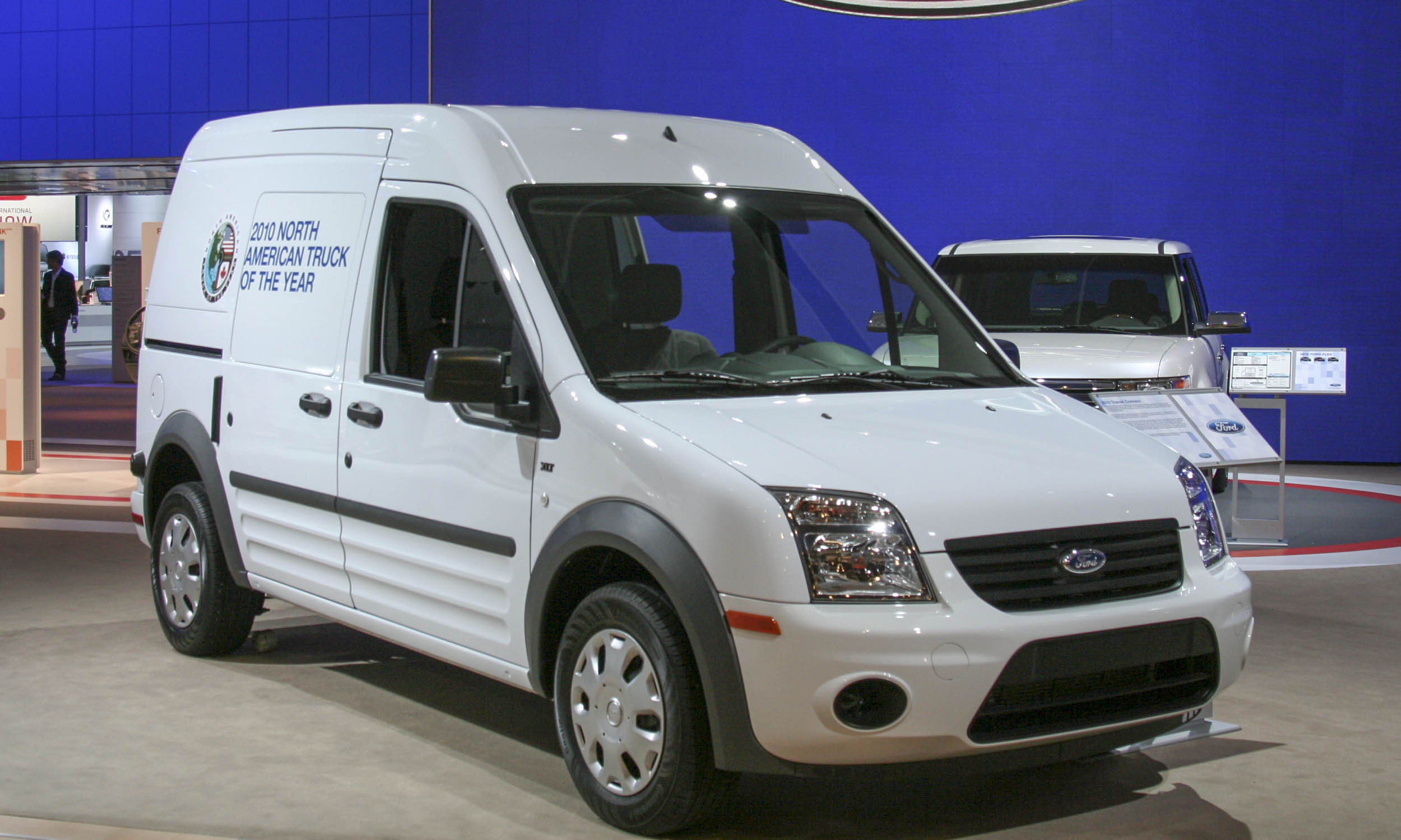 Lincoln Navigator Wins 2018 North American Truck of the Year