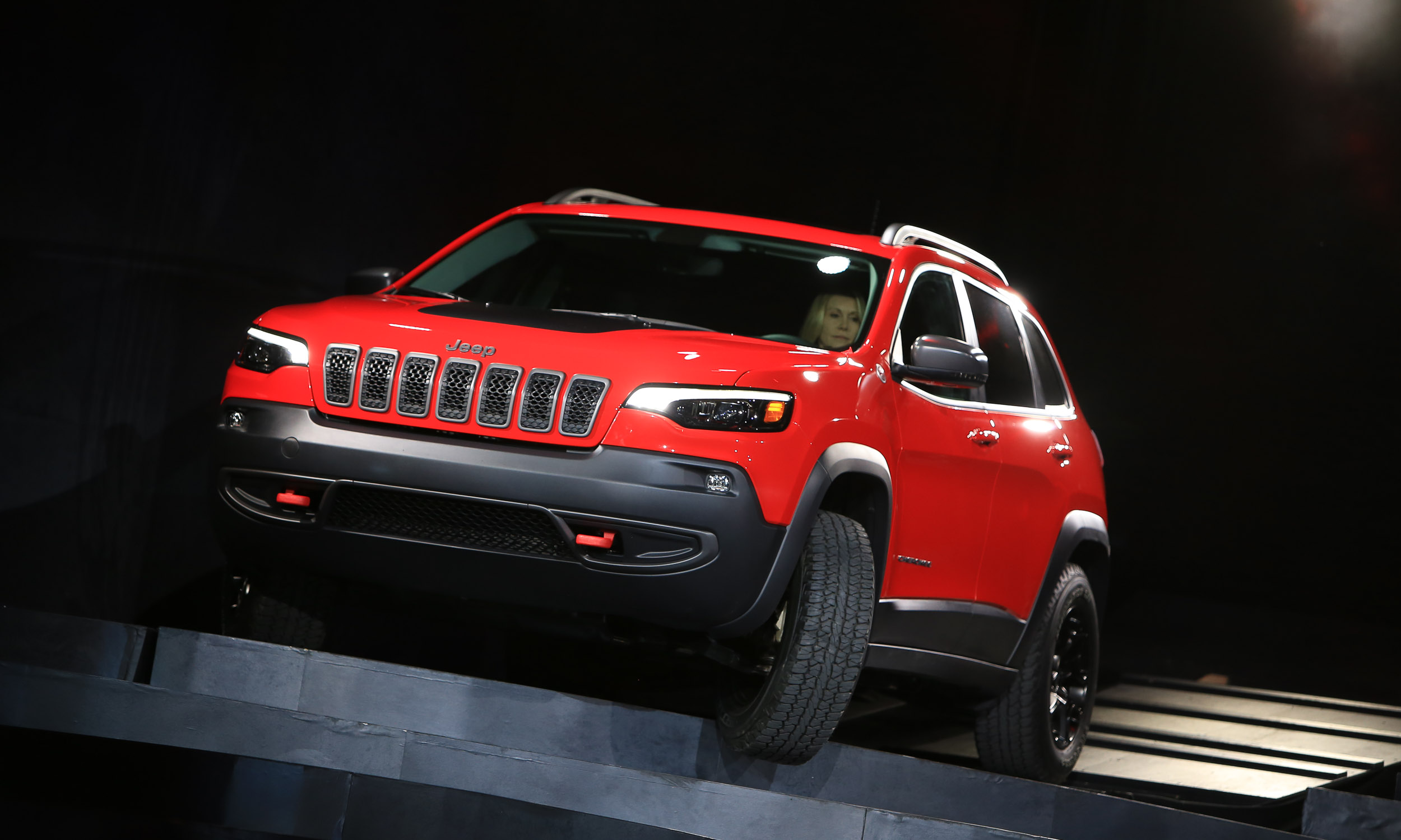 2018 Detroit Auto Show: 2019 Jeep Cherokee