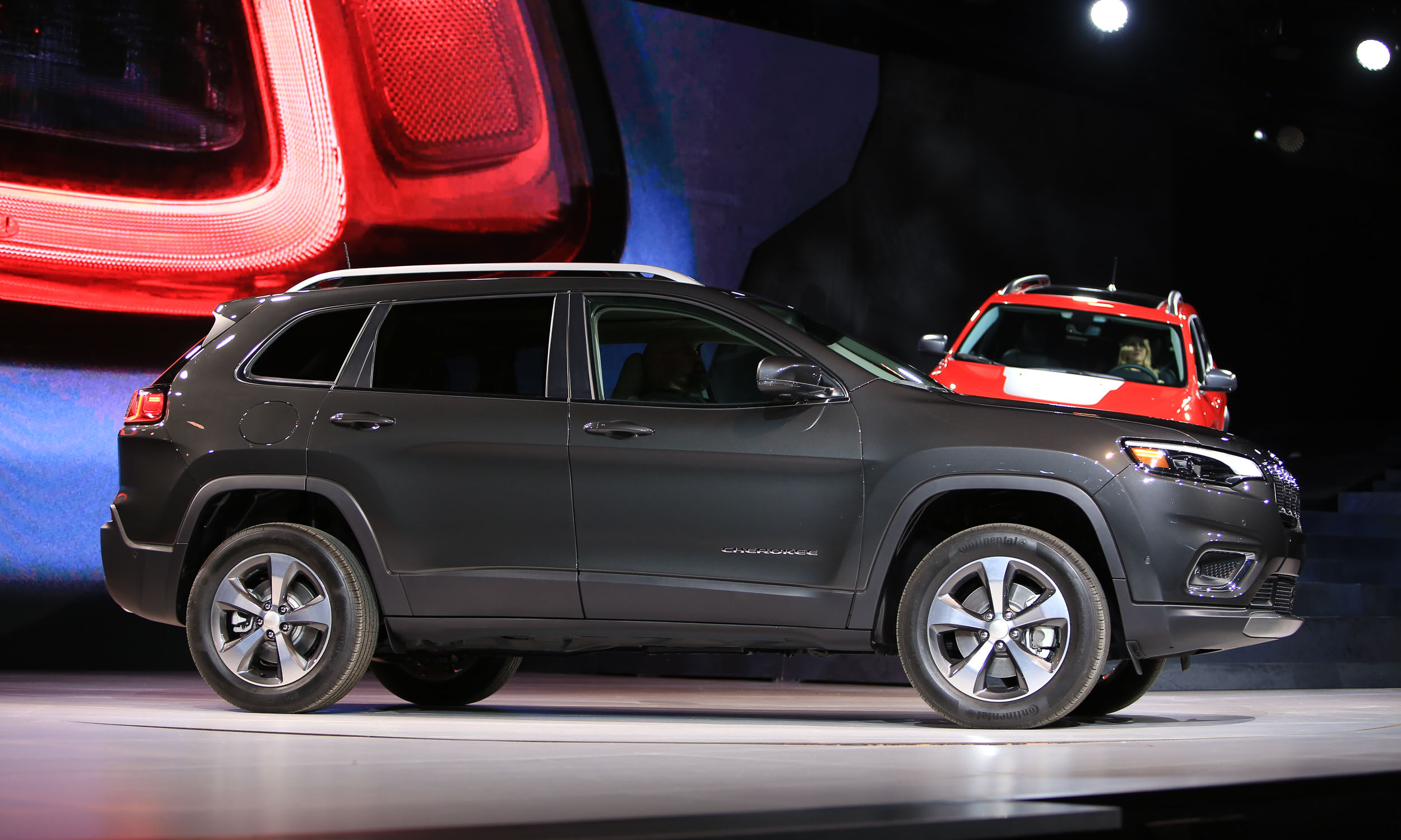 2018 Detroit Auto Show: 2019 Jeep Cherokee