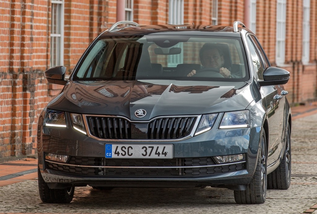 2018 Skoda Octavia Gets New Engines: 150 HP 1.5 TSI and 190 HP 2.0 TSI