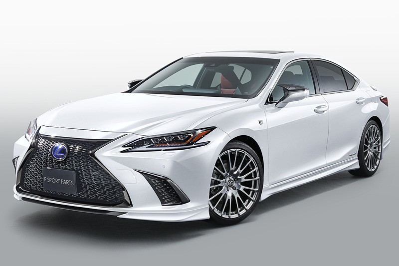 2019 Lexus ES Gets TRD F Sport Parts, Digital Mirrors Priced at $2,000