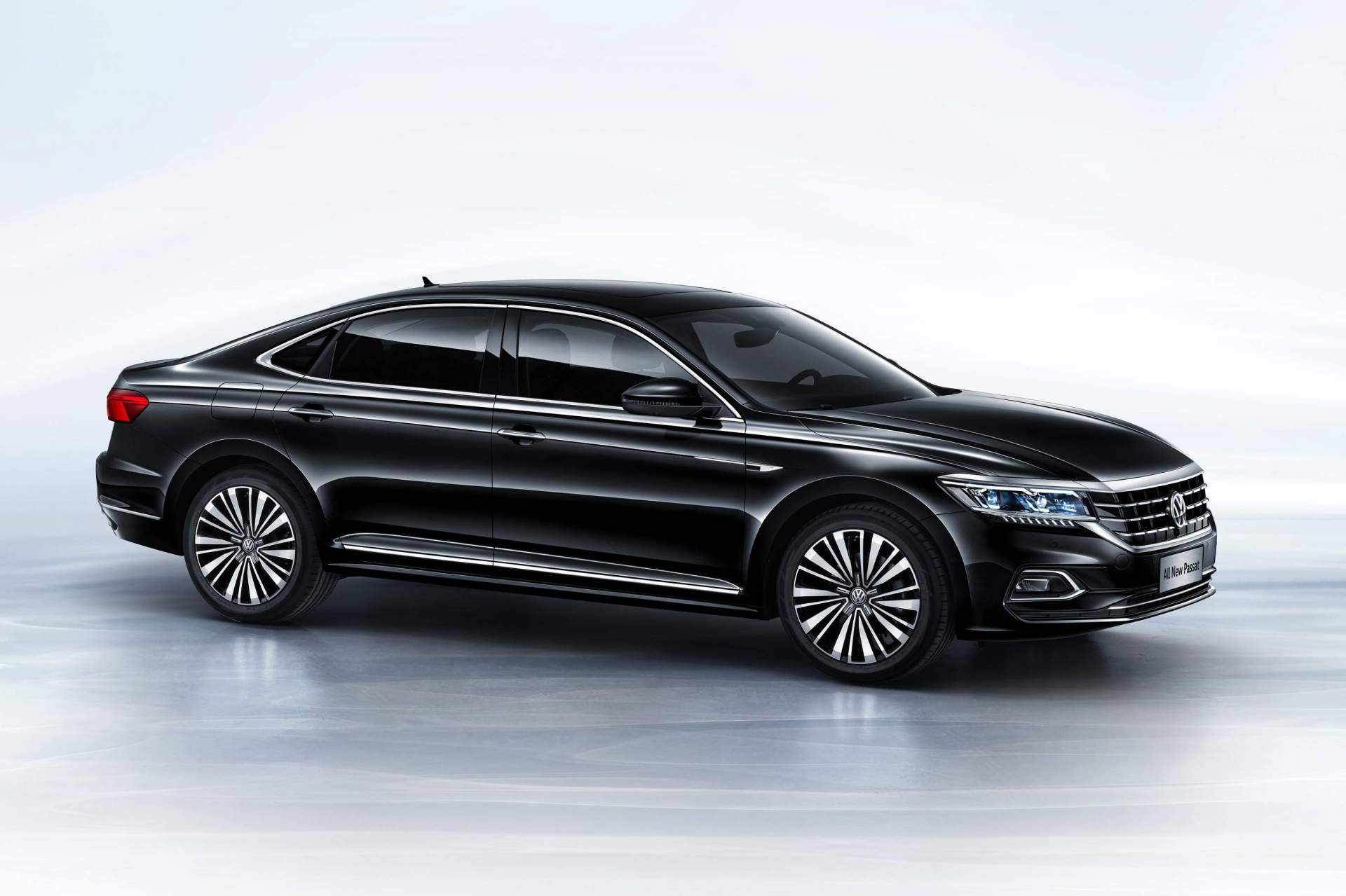 2019 Volkswagen Passat Revealed In China, Previews U.S. Model
