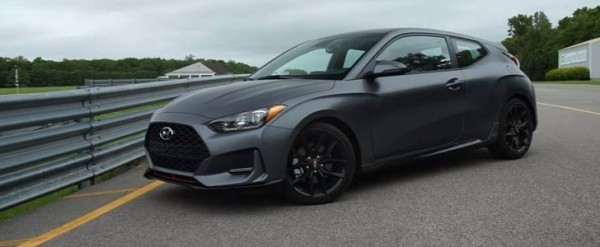 Consumer Reports “Wowed By Lively Handling” Of New Hyundai Veloster Turbo R-Spec