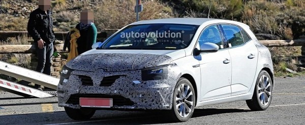 2021 Renault Megane Facelift Spied Testing New Engines 2021 Renault Megane Facelift Spied Testing New Engines, Possible EV