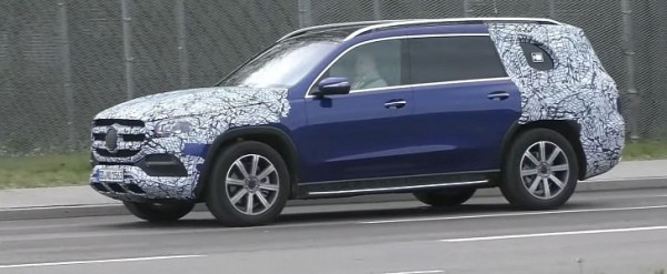 New Mercedes GLS-Class Spy Video Shows Final Testing New Mercedes GLS-Class Spy Video Shows Final Testing