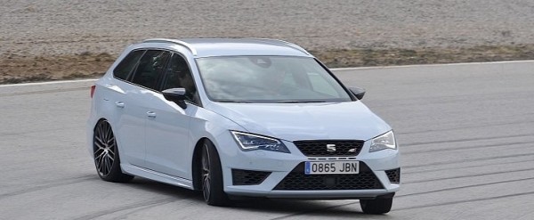 SEAT Confirms Cupra Leon With 245 HP Plug-in Hybrid Engine for Late 2020 SEAT Confirms Cupra Leon With 245 HP Plug-in Hybrid Engine for Late 2020