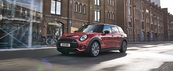 2020 MINI Clubman Facelift Revealed With Exterior and Interior Upgrades