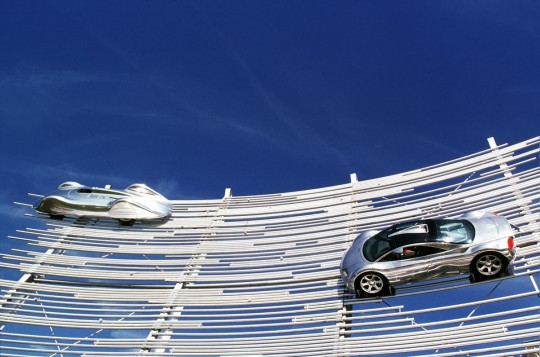 Central Sculptures of Goodwood – Cars Soaring to the Sky