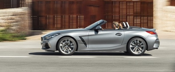 BMW Z4 Entry-Level BMW Z4 sDrive20i Now Available With Manual Transmission