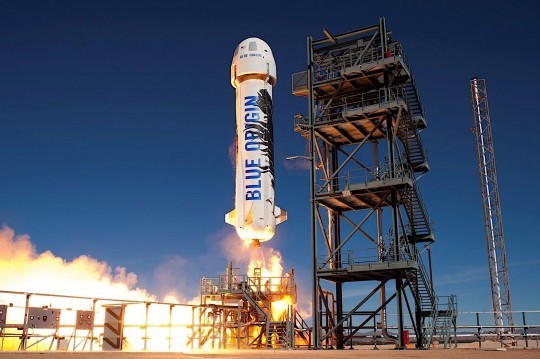 Blue Origin ships Blue Origin's Race to the Stars