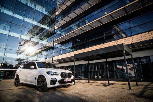 2019 BMW X5 (G05) Nine Ways in Which The 2019 BMW X5 (G05) Demolishes The BMW X5 (F15)