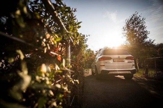 2019 BMW X5 (G05) Nine Ways in Which The 2019 BMW X5 (G05) Demolishes The BMW X5 (F15)
