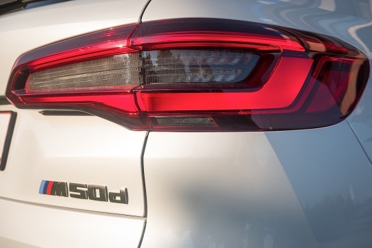 2019 BMW X5 (G05) Nine Ways in Which The 2019 BMW X5 (G05) Demolishes The BMW X5 (F15)