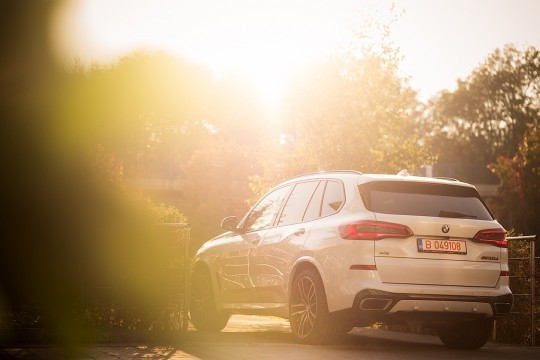 2019 BMW X5 (G05) Nine Ways in Which The 2019 BMW X5 (G05) Demolishes The BMW X5 (F15)
