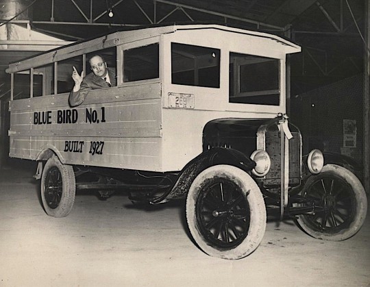 Short History of the Yellow School Bus