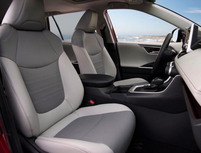 2019 Toyota RAV4 Hybrid Review