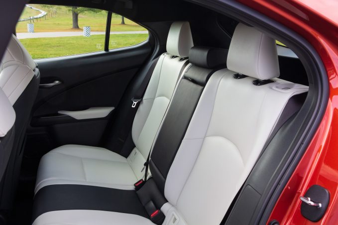 Lexus UX vs Cadillac XT4 Comparison
