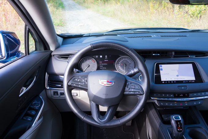 Lexus UX vs Cadillac XT4 Comparison