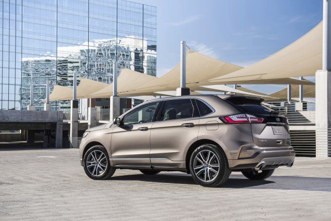 2020 Ford Escape vs 2020 Ford Edge Comparison