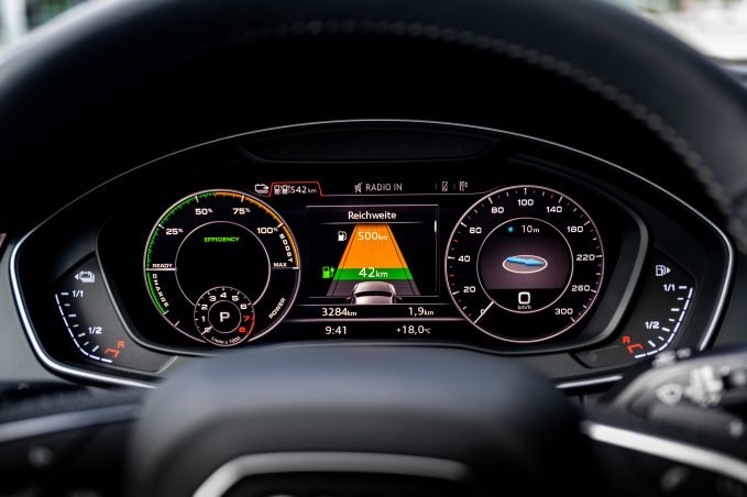 2020 Audi Q5 Plug-In Hybrid Offers 20 Miles of EV-Only Range