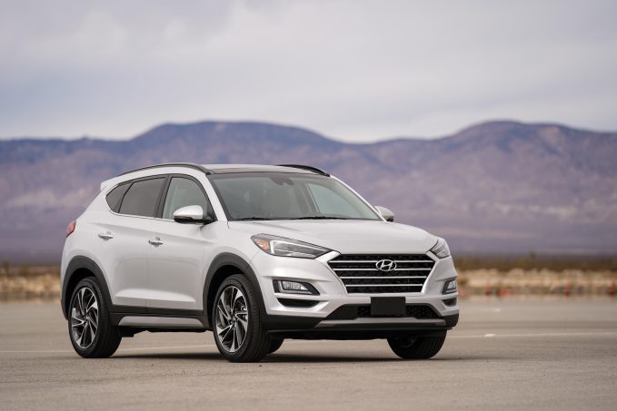 Hyundai Tucson vs Kia Sportage Comparison: Which One is Right for You?