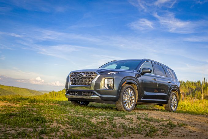 Toyota Highlander vs Hyundai Palisade: Which SUV is Right For You?