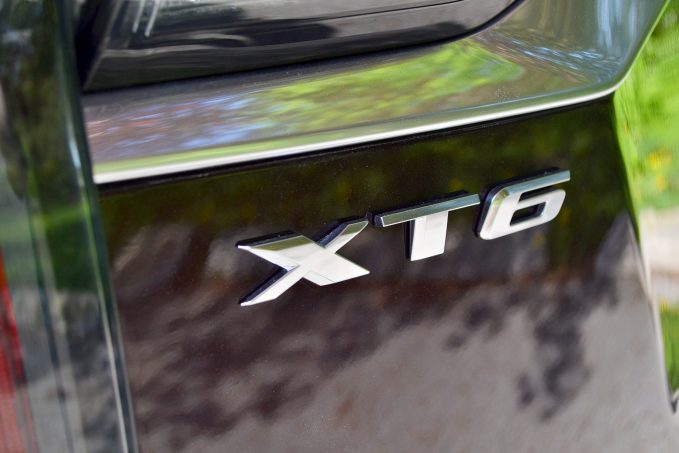 2020 Cadillac XT6 Review